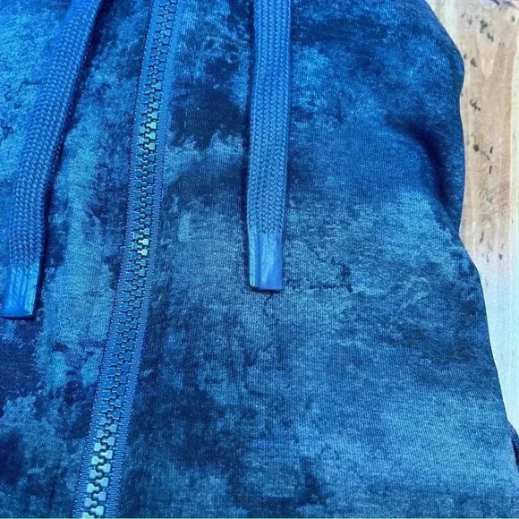 Danskin zip front hooded tie dye grays jacket, extra warm neck layer, thumbholes - Picture 11 of 12